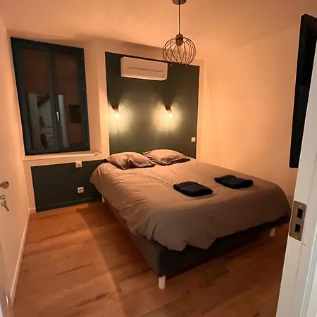 Privee Dans Maison De Village *